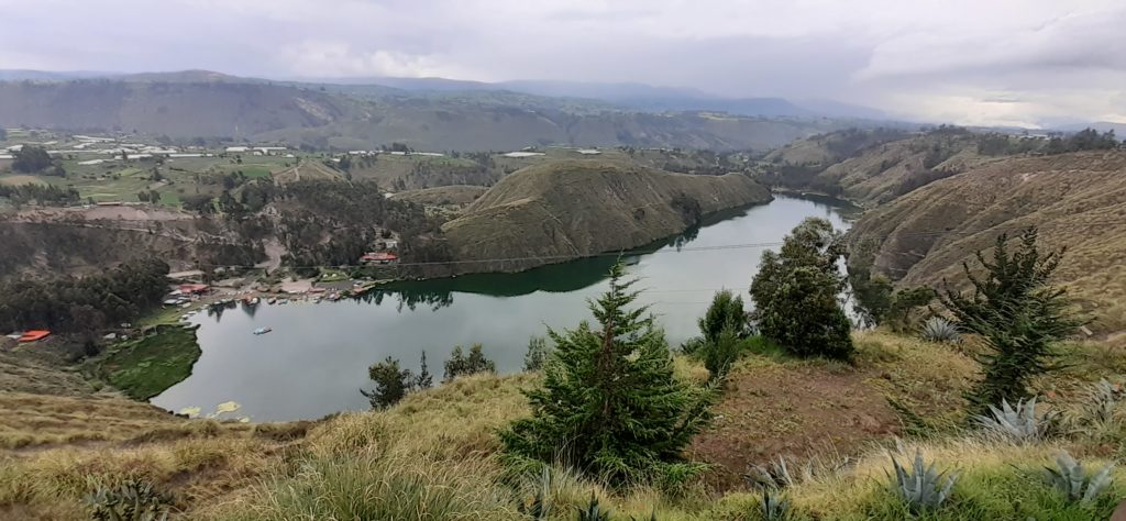 Laguna de Yambo Turismo de Ecuador.