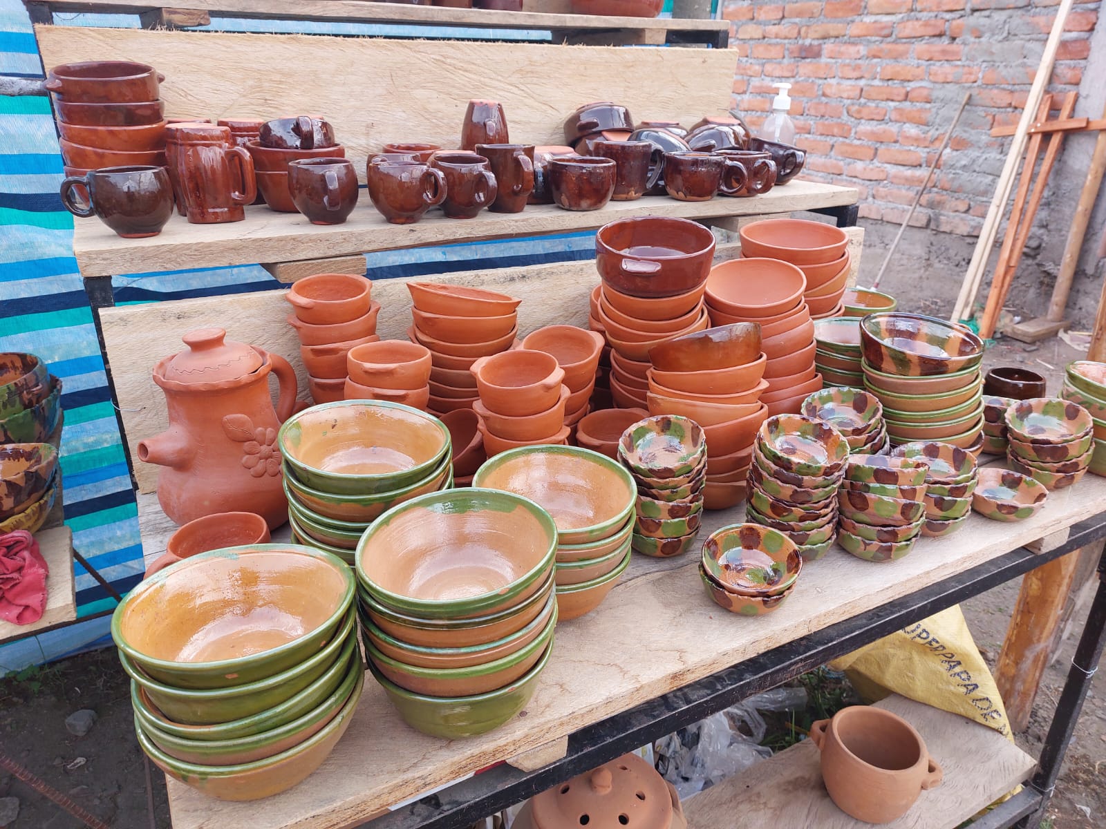 El arte de los alfareros de La Victoria se expone en una feria; el