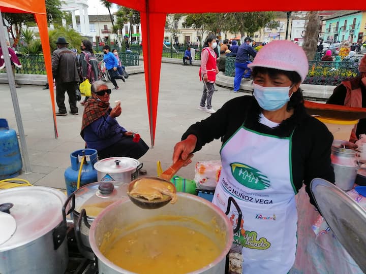 Cebiche de cuy, nuevo plato que grupo de campesinos de Carchi se idearon para atraCebiche de cuy, nuevo plato que grupo de campesinos de Carchi se idearon para atraer a más comensales