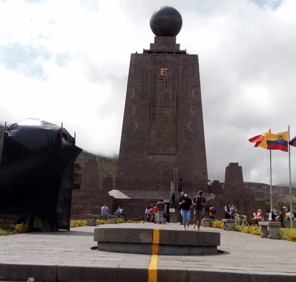 Ciudad Mitad del Mundo, una opción para los visitantes en Quito