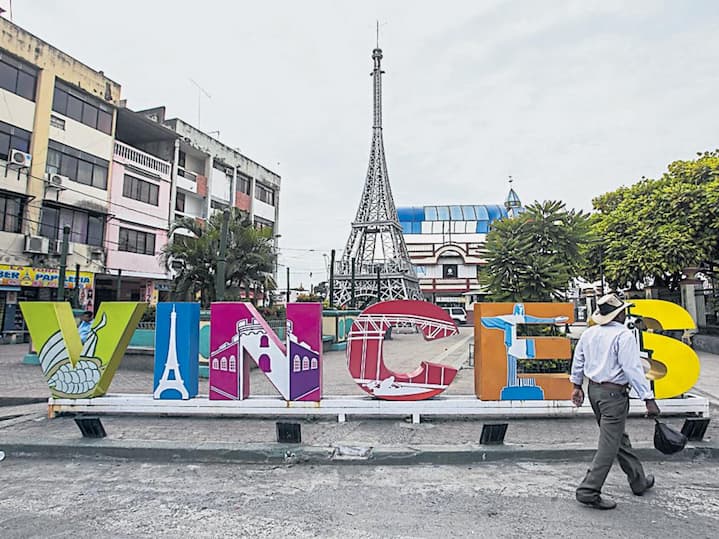 La Torre De Paris Chiquito - Vinces