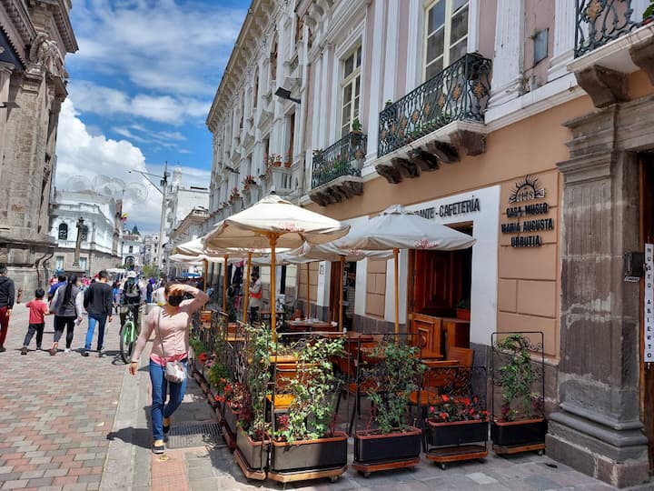 La Compañía y El Sagrario guardan fe y arquitectura en Quito