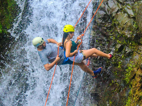 cascadas en bucay