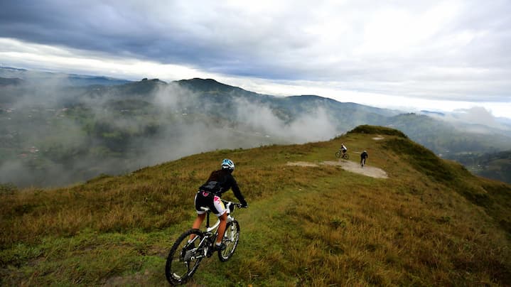Cuenca se prepara para la carrera Trail Journey 2022; conoce como ser parte de una aventura sobre ruedas