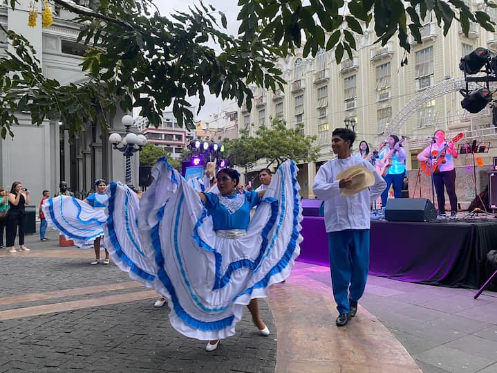 fiestas de Independencia Guayaquil
