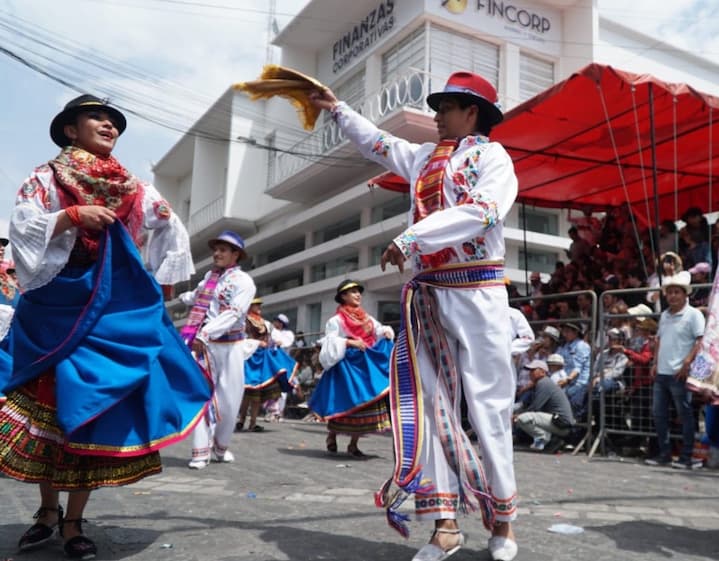 tradicional desfile Mama Negra 2022