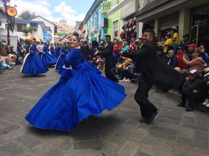 Festejos de carnaval 2023 en Ecuador