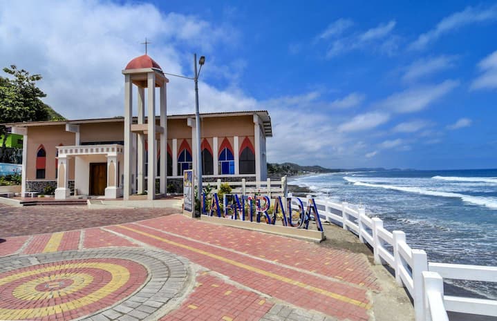 playa La Entrada 