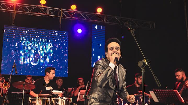 Eventos a escoger en transición de septiembre a octubre; Portoviejo elige a su reina, Santa Lucía tiene concierto