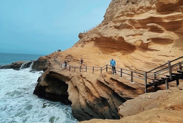 Sendero El Sombrerito, una ruta de 2 km con una vista de 360 grados y acceso a la playa, en el sur de Manabí