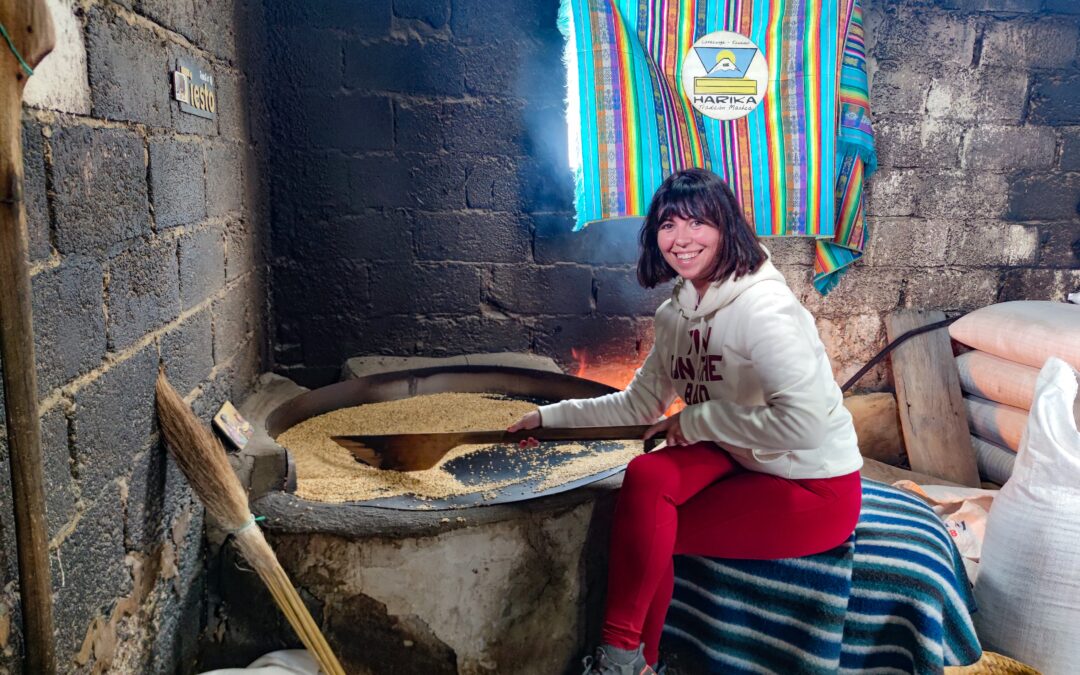 La Ruta de la Máchica mueve a un barrio rural de Latacunga; se muestra el tiesto, el molino y hay valores agregados