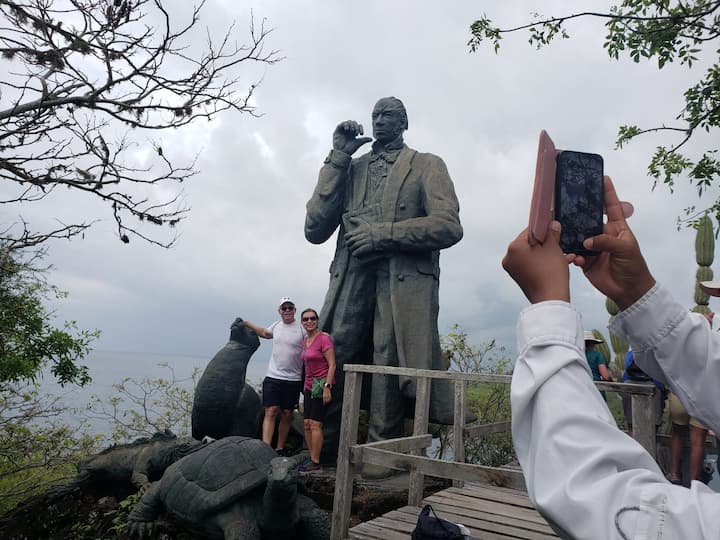 Ensenada y cerro Tijeretas en San Cristóbal