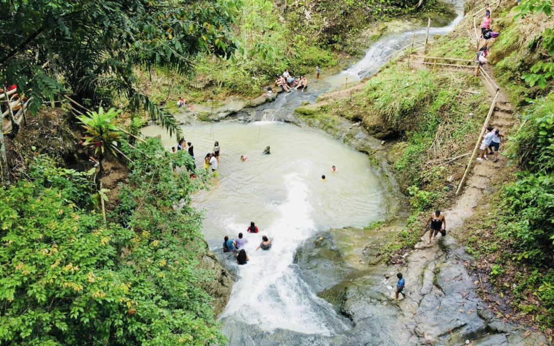 Ecoturismo en Pichincha, cantón de Manabí; rico en balnearios de agua dulce, reservas naturales y comida